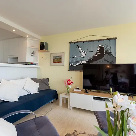 Mitsou With Seaview And Parking By Interhome Appartement